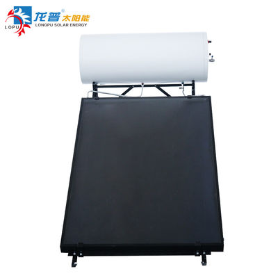 Solar waterverwarmer met zonnecollector